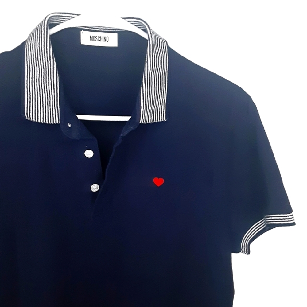 Moschino Couture "Twin tipped Heart logo yacht polo" **perfect for summer!